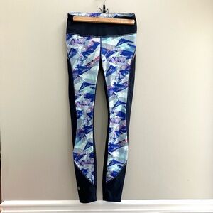 Athleta Luminous Powder Peak Tight Navy Women's Size XS Leggings Activewear